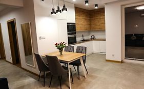Apartament Królowej Jadwigi z garażem